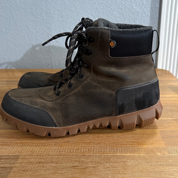 Bogs Arcata urban Leather Mid - Picture 1 of 8